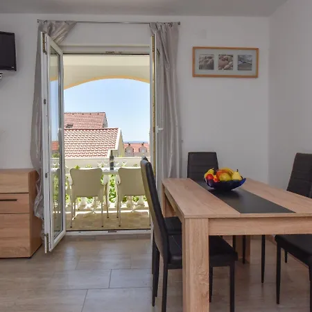 Apartments Mark - 200 M From Sea Novalja Exterior photo