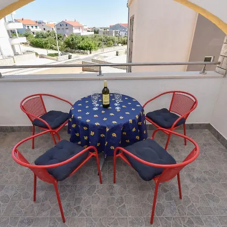 Apartments Mark - 200 M From Sea Novalja Exterior photo