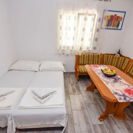 Apartments Mark - 200 M From Sea Novalja Exterior photo
