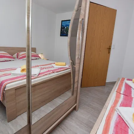 Apartments Mark - 200 M From Sea Novalja Exterior photo