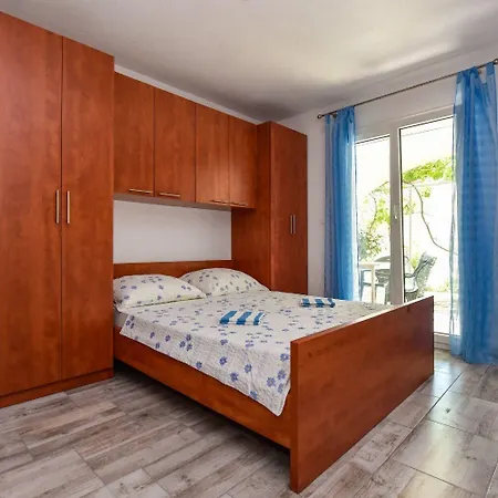 Apartments Mark - 200 M From Sea Novalja Exterior photo