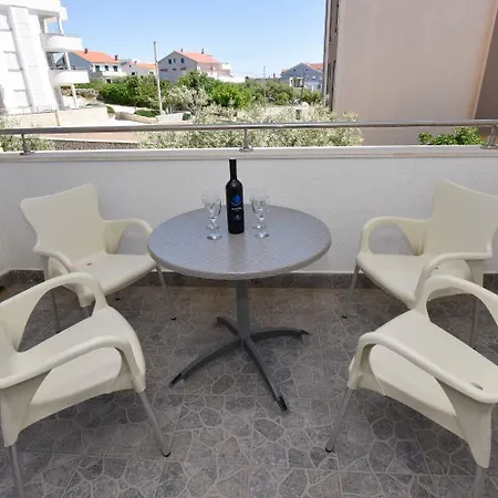 Apartments Mark - 200 M From Sea Novalja Exterior photo