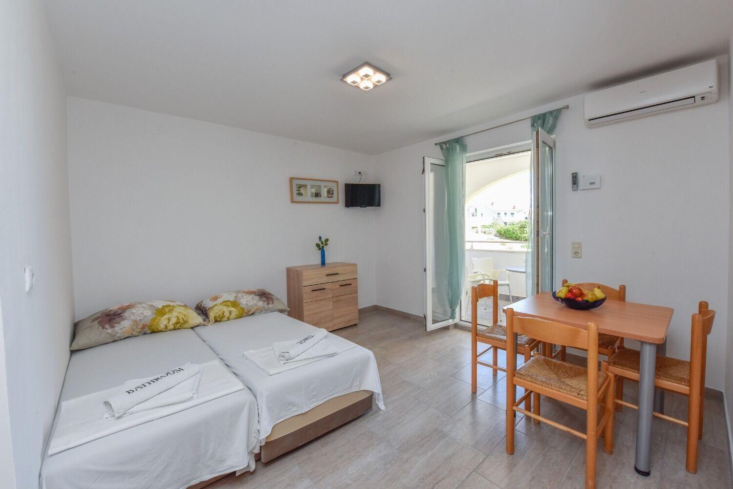 Apartment - 200 M From Sea *
