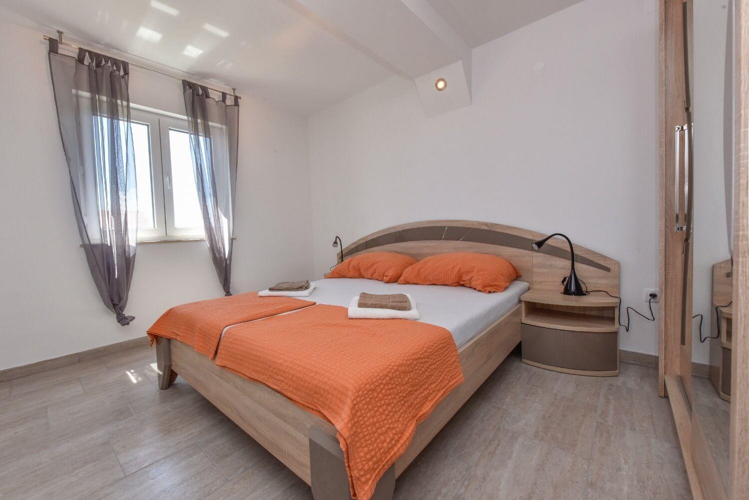 Apartment - 200 M From Sea Novalja