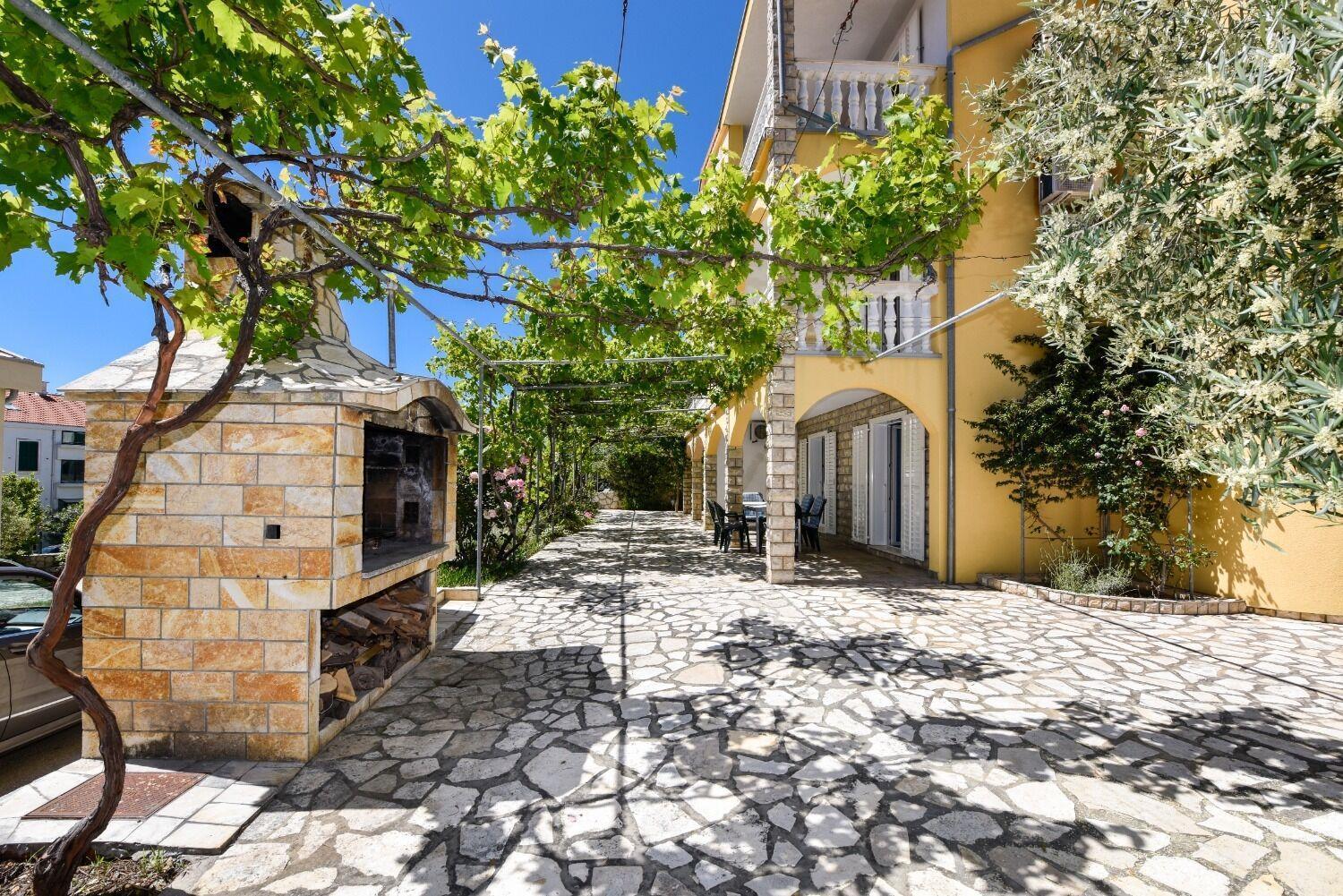Apartment - 200 M From Sea Novalja